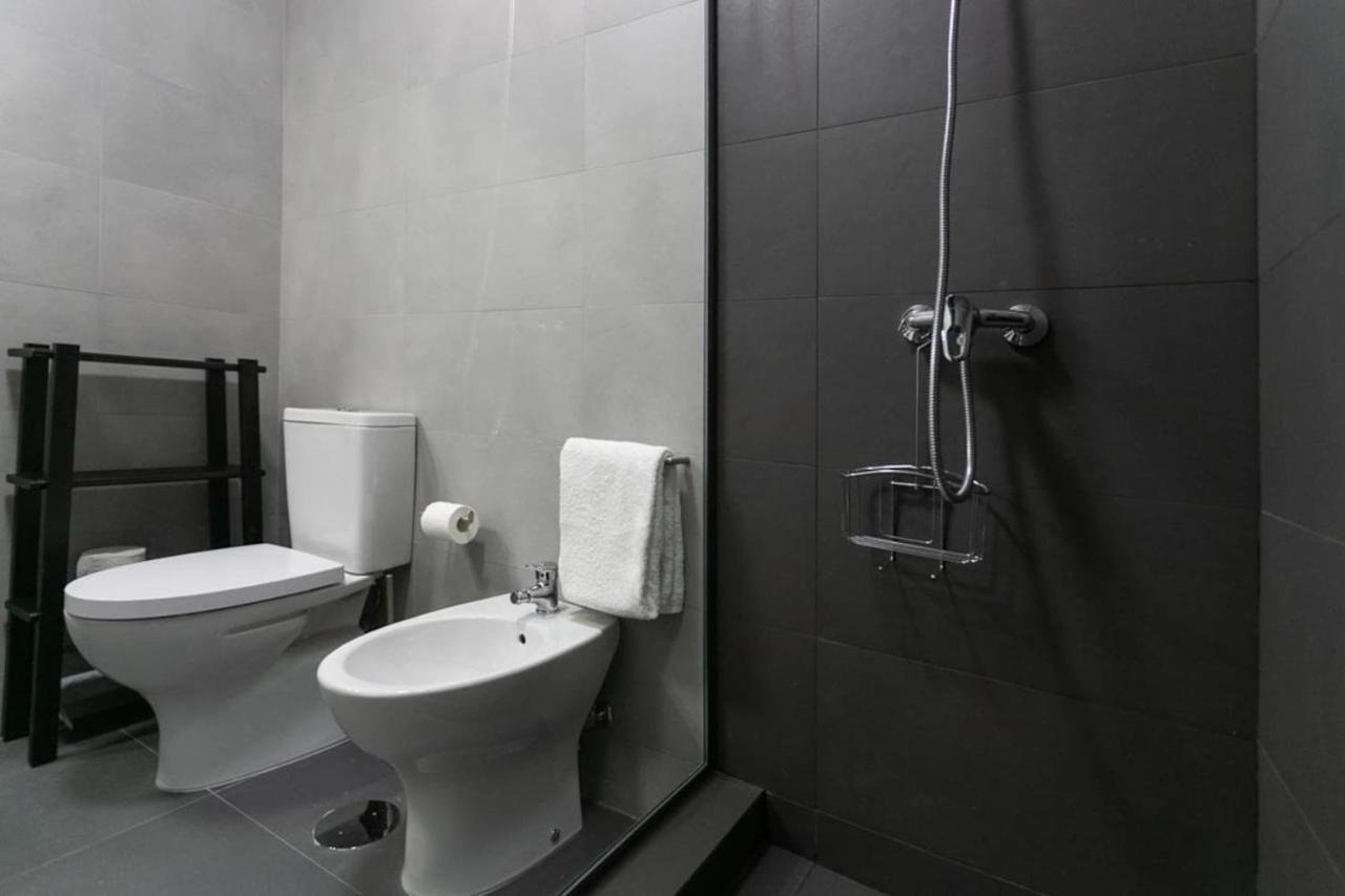 Aposentus - Elegant Functionality Downtown Porto