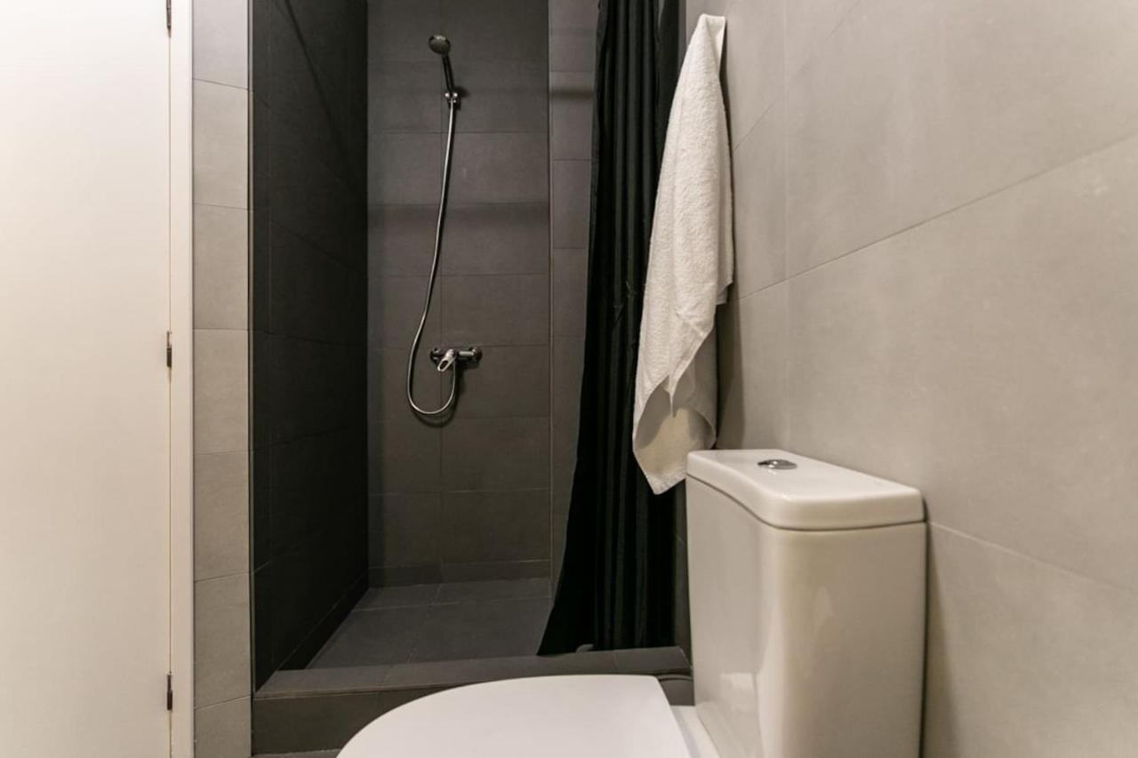 Aposentus - Elegant Functionality Downtown Porto
