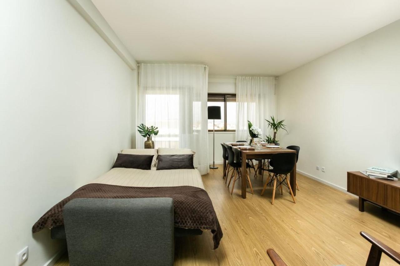 Apartment Aposentus - Elegant Functionality Downtown