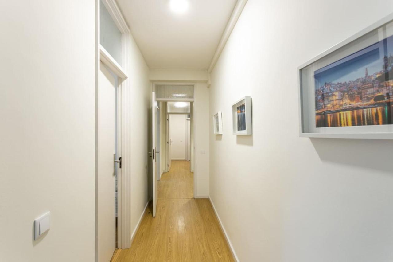 Aposentus - Elegant Functionality Downtown * Porto